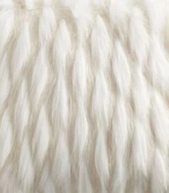 Kussen Pyramide In Wit Imitatiebont -Huisdecoratie 00e3761b6b6342ad9950a3caf38a8108 2