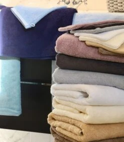 Set Van 2 Luxe Katoenen Badstof Toilethandschoenen ESSENTIELLE -Huisdecoratie 668732c7e0b34128ad2fa412b75fb3ae