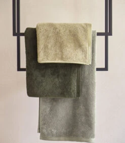 Handdoek LONDON Hemp-512 -Huisdecoratie 7e9693448ae84926b997dbc62f52ba1f