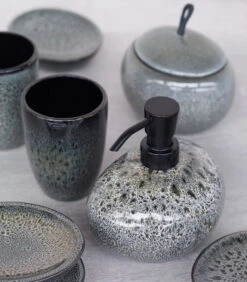 Beker UGO Olive Black-994 -Huisdecoratie a9a21e56e94341719abe42ae80728509