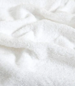 Handdoek Corrente 30x50 Cm Wit-Zilver -Huisdecoratie bd05eb9bf34847e28378e28a86eb3a3c