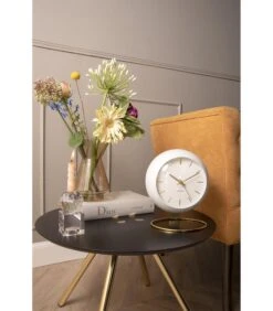 Karlsson Tafelklok Globe - Wit - 21x24,5x14cm -Huisdecoratie bde7e74f281b4b689bf241113af31db1