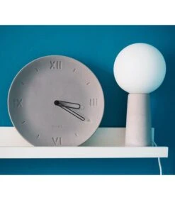 ANTAN - Witte Handen Betonnen Klok -Huisdecoratie f261c39444ce49159fcc9d191e18b687